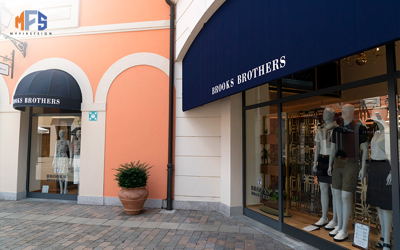 Retail display with classic awning signage